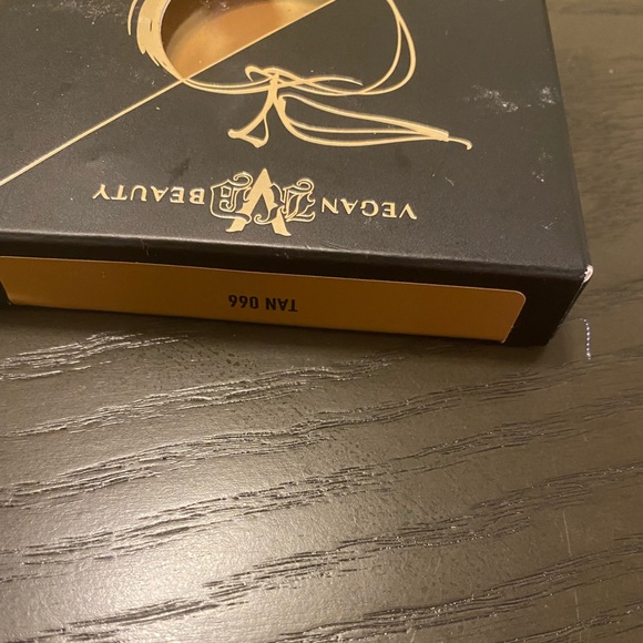 Kat Von D Good Apple Foundation Balm - Picture 2 of 5